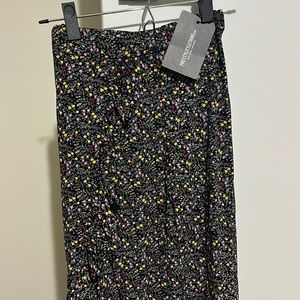Midi floral slight slit skirt